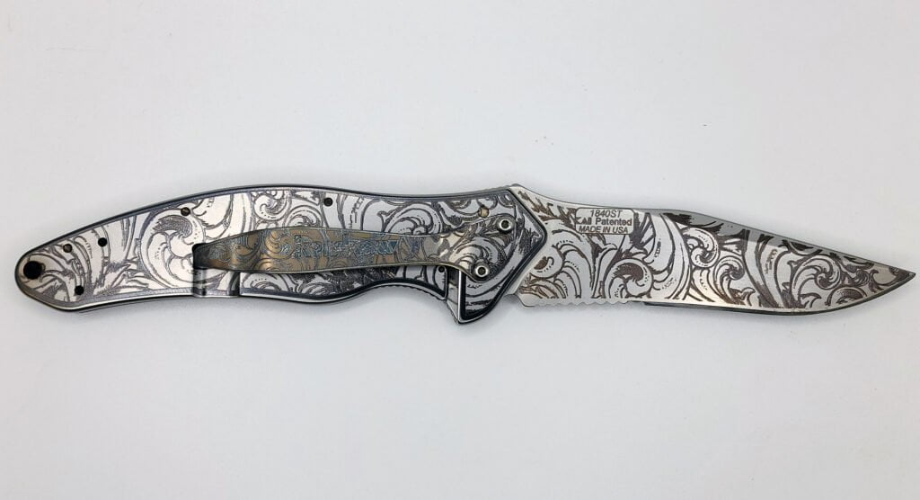 Acanthus leaf scrolls on a Kershaw Shallot